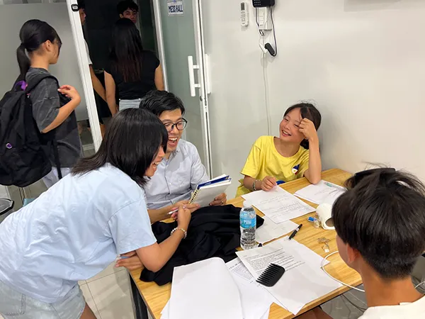 グループワーク | CES シーイーエス ジュニアキャンプ