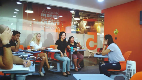 HOWDY｜ハウディ