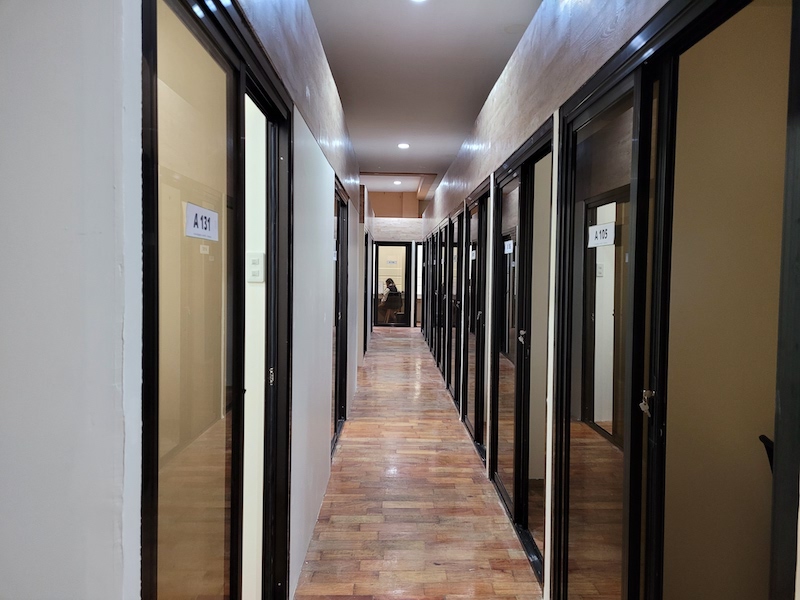 廊下 | BECI ベシスパルタキャンパス