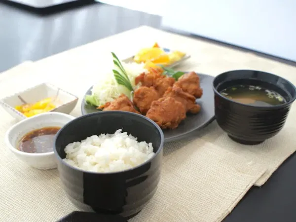 日本食レストラン(昼食) | CAEA カエア