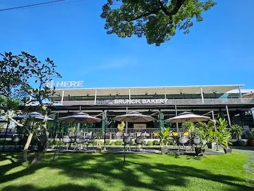 Café HERE | Clark Talk トーク