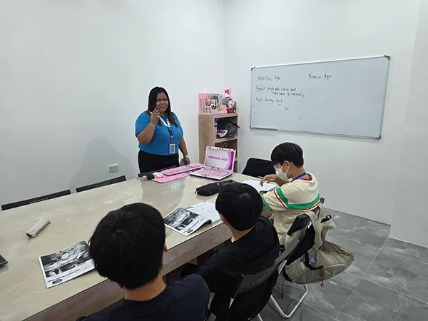 グループレッスン | Clark Talk トーク