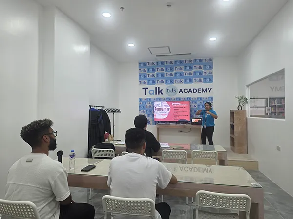 プレゼンルーム | Clark Talk トーク