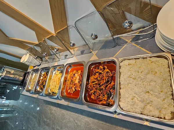 メニュー例(ビュッフェ形式) | Clark Talk トーク