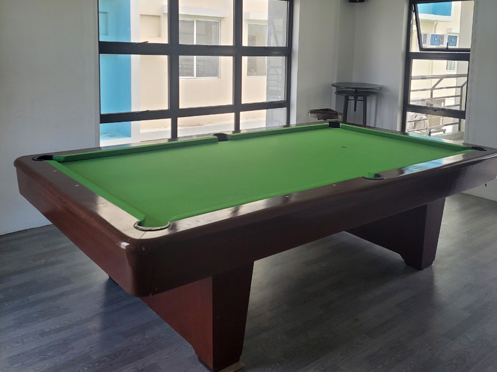 コンドミニアム寮:ビリヤード台 | GITC ジーアイティーシー