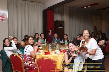 クリスマスパーティー | E-Room  イールーム