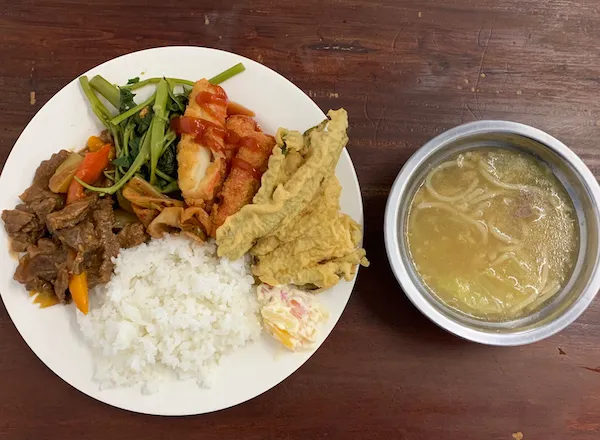 ビュッフェメニュー | E-Room イールーム