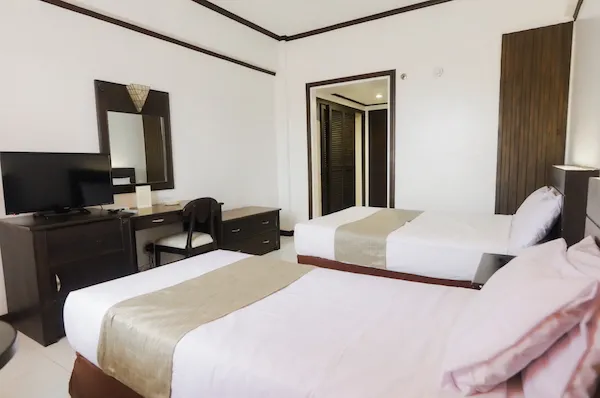 プレミアムセンター寮:ベッド | E-Room プレミアムセンター