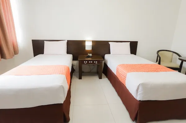 プレミアムセンター寮:ベッド | E-Room プレミアムセンター