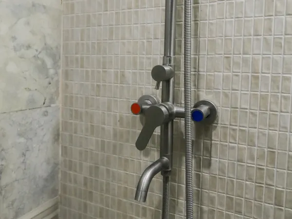 プレミアムセンター寮:シャワー | E-Room プレミアムセンター