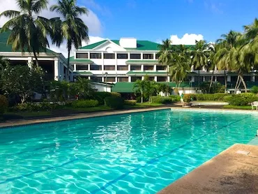 学校外観 | E-Room  プレミアムセンター