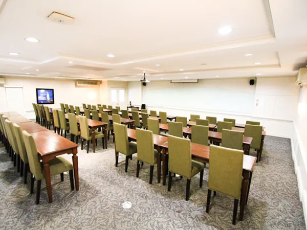 教室 | Enderun(エンデラン)