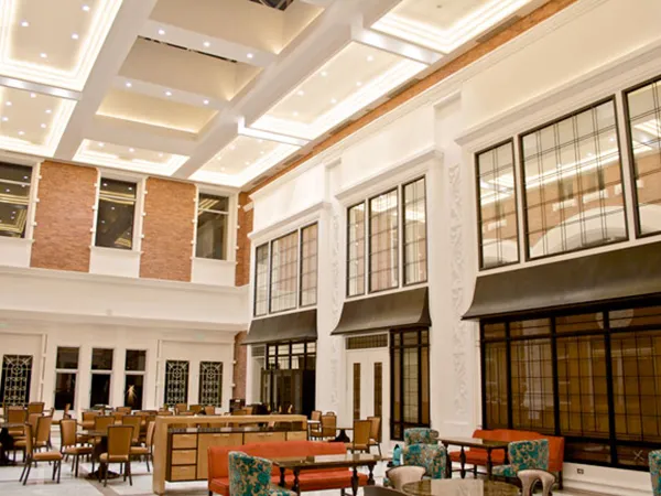 大学運営レストラン | Enderun(エンデラン)