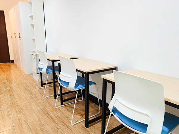 内部寮:3人部屋 | EVアカデミー ラメール
