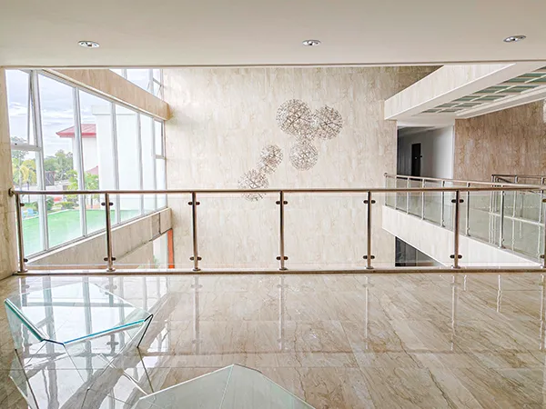 ホール | EVアカデミー ラメール