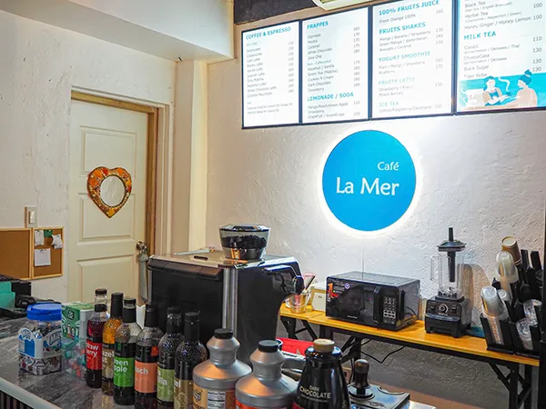 併設カフェ | EVアカデミー ラメール