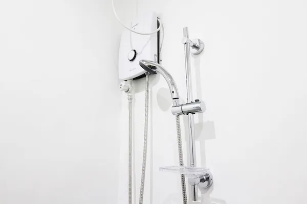 外部ホテル寮:シャワー | IDEA イデアアカデミア