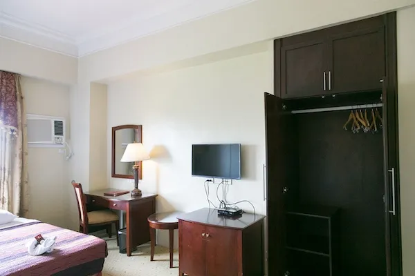 外部ホテル:クローゼット | IDEA イデアアカデミア