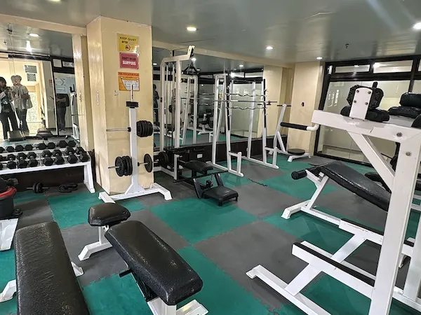 スポーツジム | Pines パインス