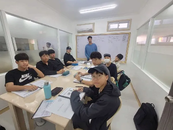 SMEAG Tarlac ターラック | 中高生、親子留学に特化したキャンパス