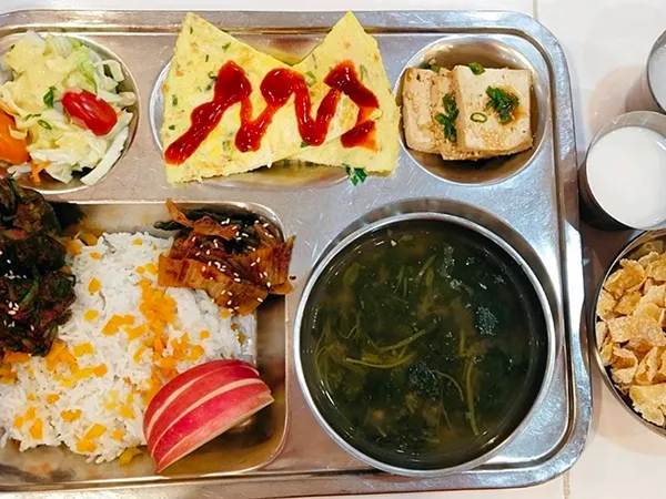 食事メニュー | SMEAG ターラック