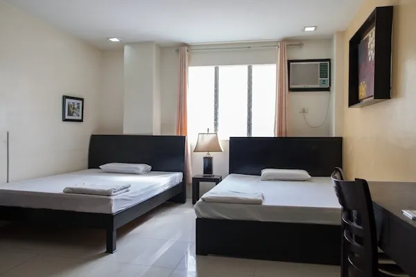 内部寮:3人部屋 | Target ターゲット